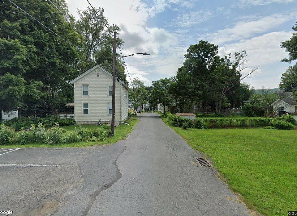 1st image of 9 W Ann St