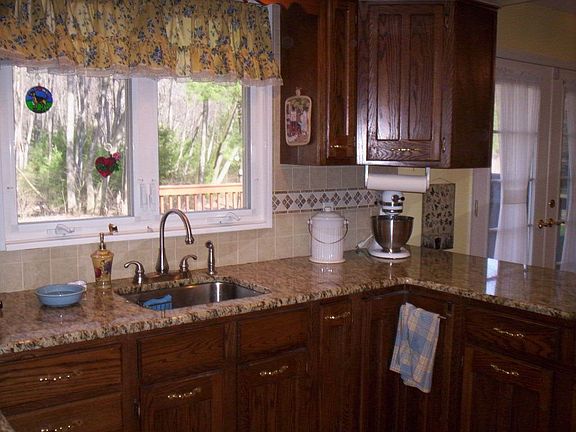Upgraded Kitchen