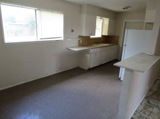 3401 Oaklawn St, Victoria, TX 77901
