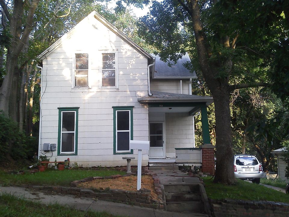 715 Cook Avenue Front View