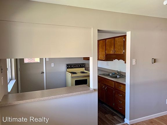 3rd image of 8776 Sieloff Dr APT E