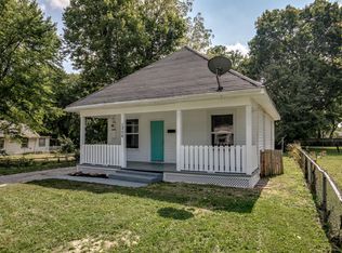 1356 E Pacific St, Springfield, MO 65803