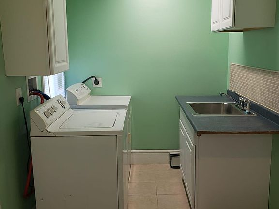 Laundry area in Kitchen Washer & Dryer