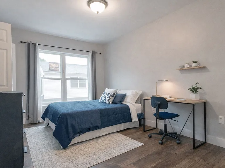 707 E Seneca St. — Photo 35