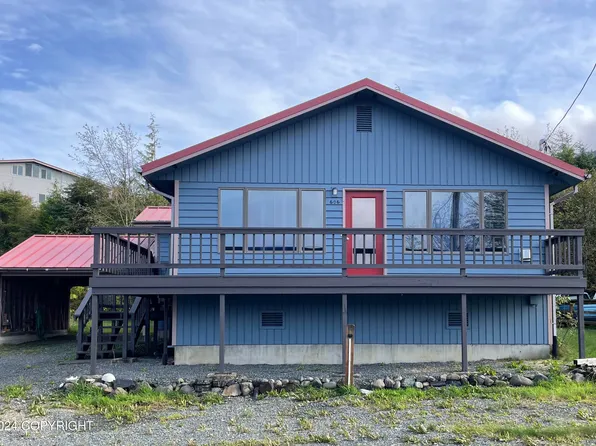 606 Oceanview Dr, Craig, AK 99921