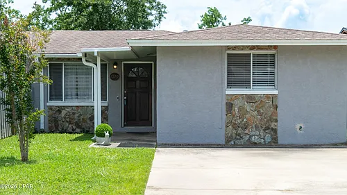 1029 Bradley Cir Photo 1