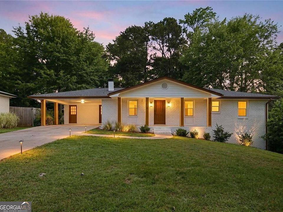 1st image of 501 Pineview Dr SE