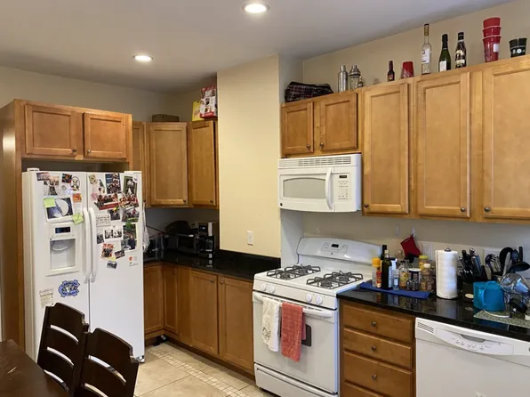 191 Boylston St #3, Boston, MA 02130