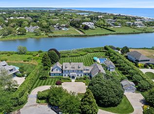 155 Duck Pond Ln, Southampton, NY 11968