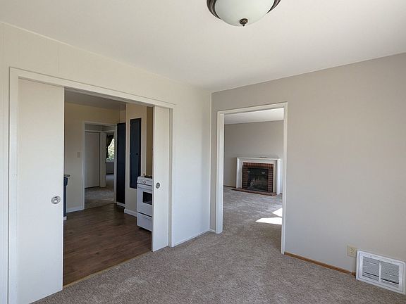 4th image of 148 Panorama Dr