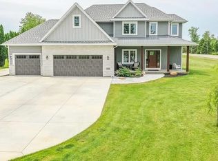3990 W Earthrock Rd, Appleton, WI 54913