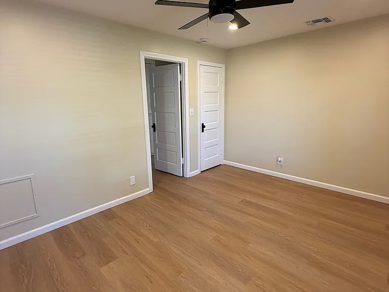 802 E Palm Ave — Photo 8