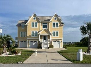 36 Sailview Drive, North Topsail Beach, NC 28460