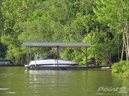 5th image of 150 Treetop Ln