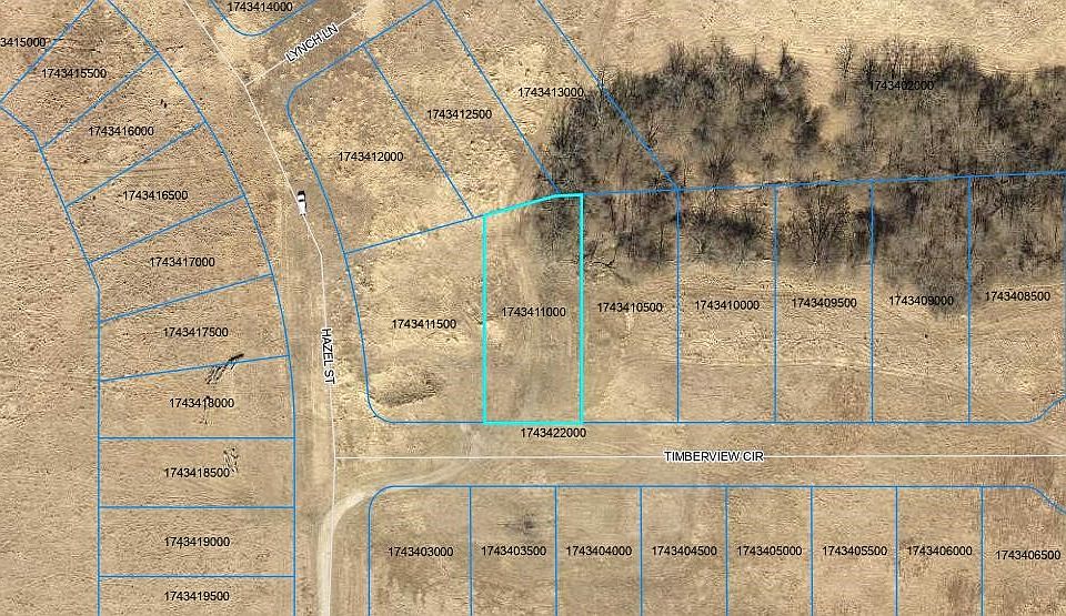 2nd image of 212 Timberview Cir