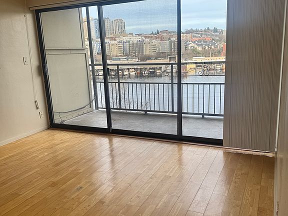 3rd image of 3240 Fuhrman Ave E APT 403