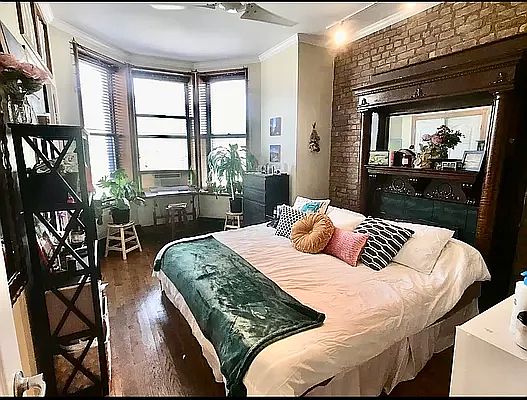 4th image of 422 Caton Ave #2