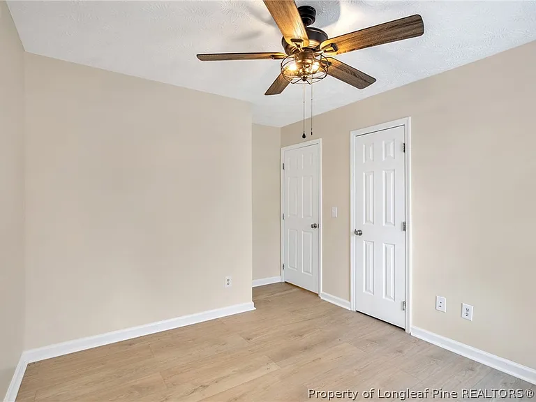 1931 Daphne Cir — Photo 26