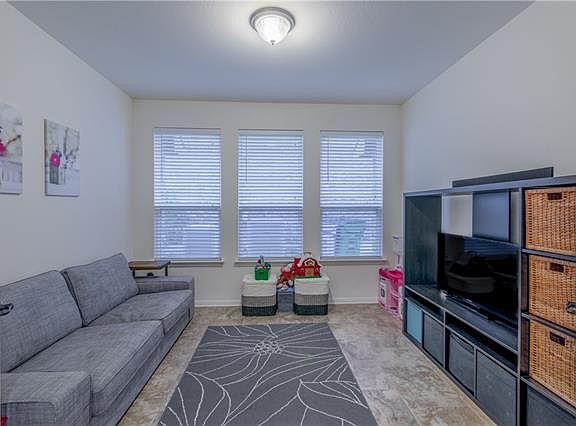 5th image of 18401 Copper Grassland Way