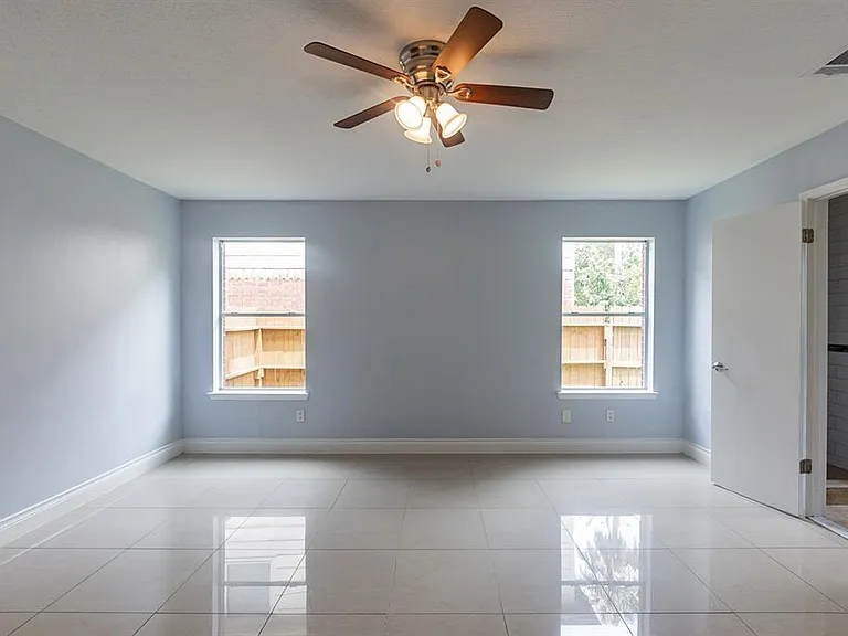 12023 Meadow Place Dr — Photo 22