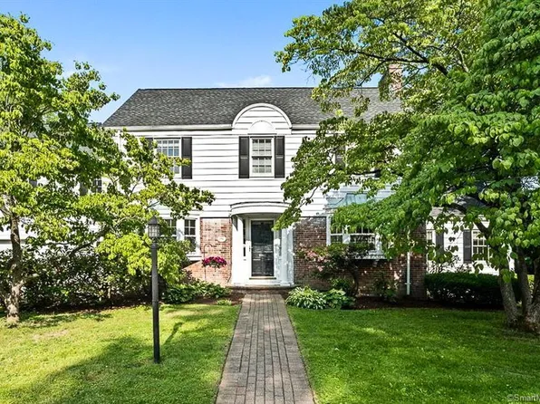 394 Auburn Road, West Hartford, CT 06119
