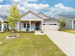 9096 Myrna Dr, Gastonia, NC 28056