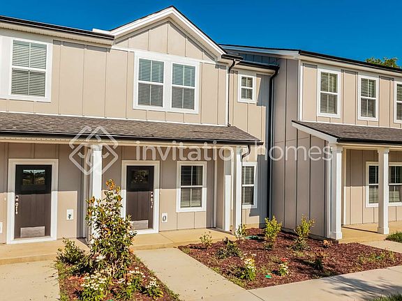 3rd image of 217 River Rock Dr