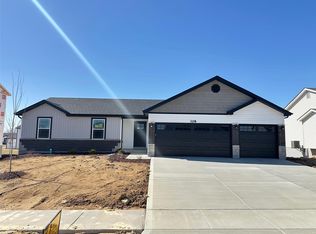 328 Katie Lynn Dr, Wentzville, MO 63385