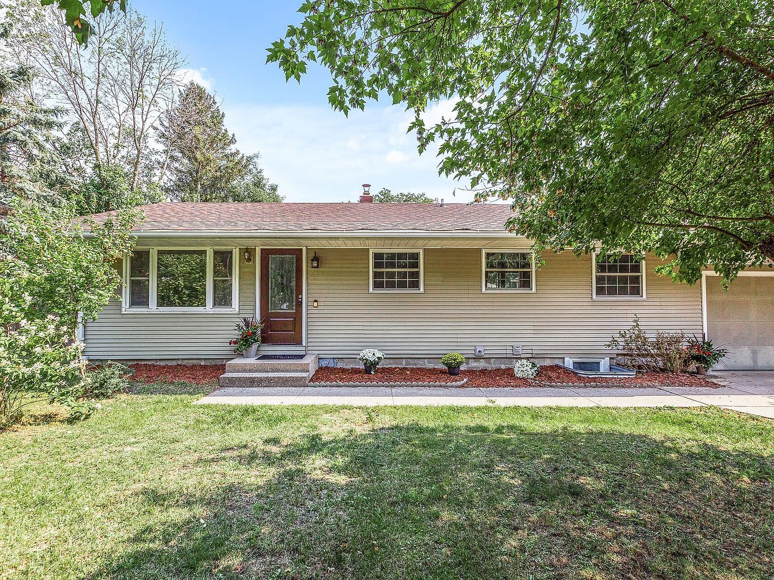 212 Keith Rd, Circle Pines, MN 55014 Zillow