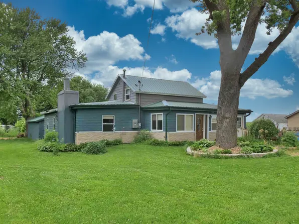 3548 N Commerce St, Forreston, IL 61030