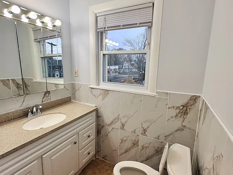 253 Humphrey St #2 — Photo 8