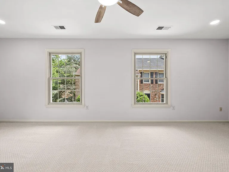 6056 Morgan Ct — Photo 35
