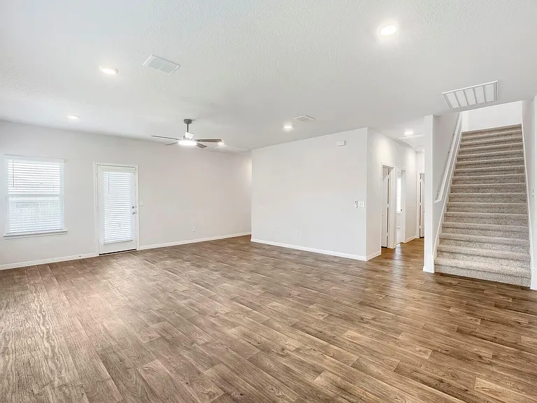 13507 Howser Trce — Photo 8
