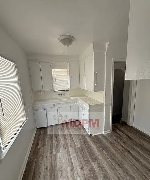 15082 Rochelle St — Photo 7