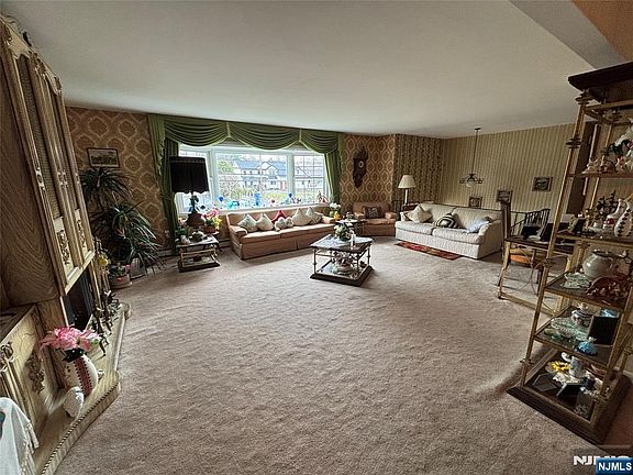 3rd image of 241 Prospect Ave