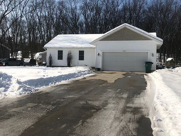 3rd image of 5967 Meadowmohr Ln