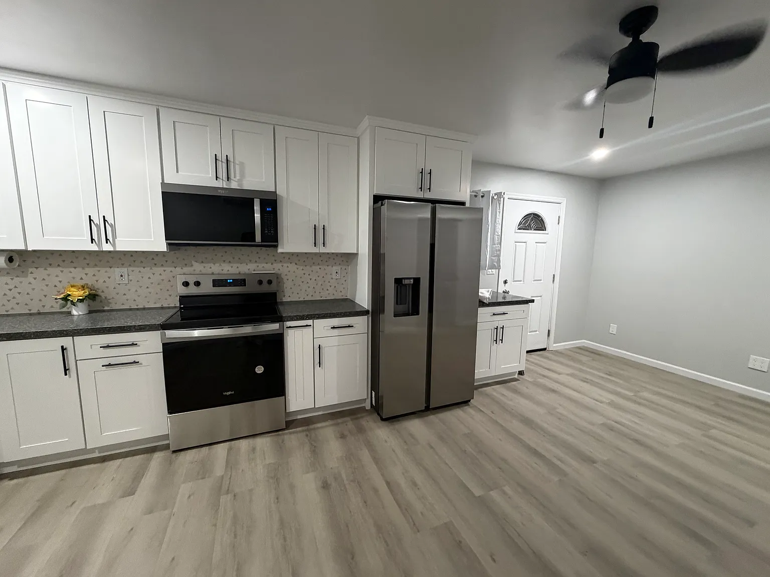 4802 Tacayme Dr — Photo 2