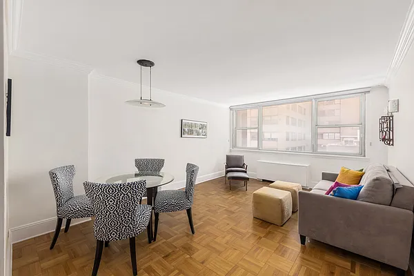 Sold by Compass | media 7