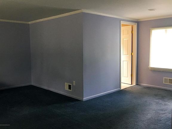 5th image of 146 Park Ave