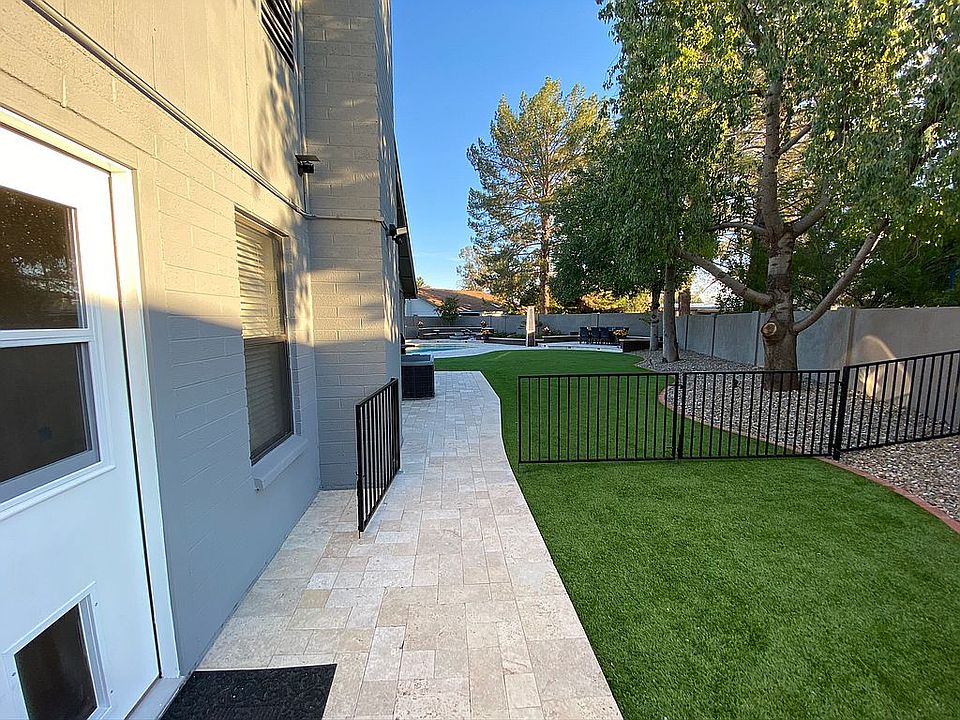 Gated dog run
