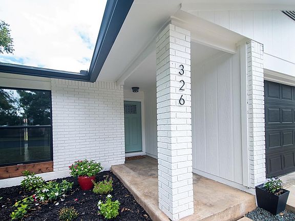 2nd image of 326 Glenmoor Dr