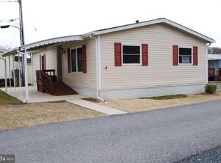 4 Roseview Rd, Dundalk, MD 21222