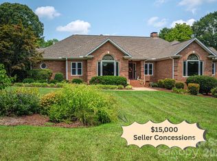 5023 Samuel Pinckney Dr, Belmont, NC 28012