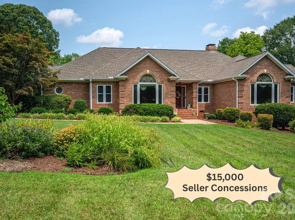 5023 Samuel Pinckney Dr, Belmont, NC 28012