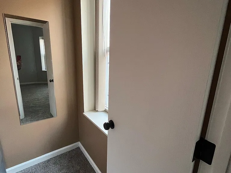 4319 Lindell Blvd #E — Photo 21