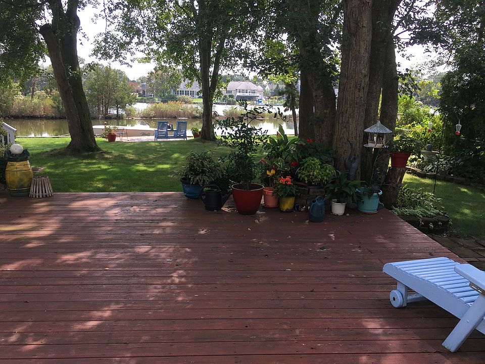 2nd image of 607 Carroll Fox Rd