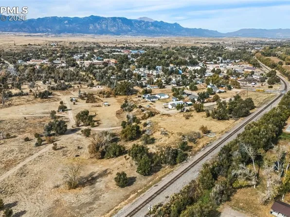 E Virginia Ave, Fountain, CO 80817