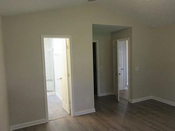 5th image of 7112 Melissa Elaine Dr