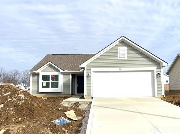 216 Overlook Ct, South Charleston, OH 45368