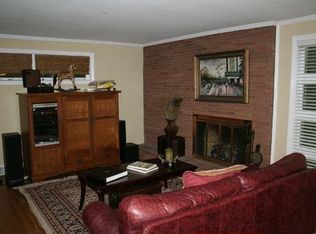 4 Rockmont Rd, Greenville, SC 29615